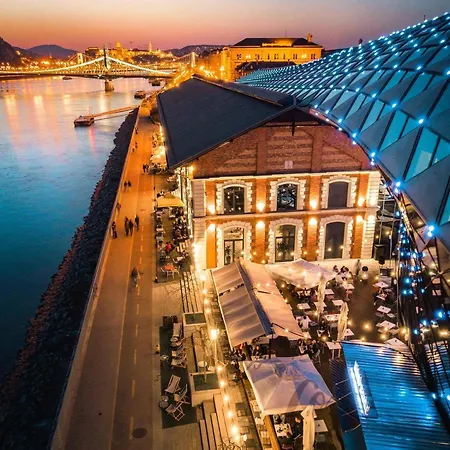 Swarz's Downtown * ブダペスト